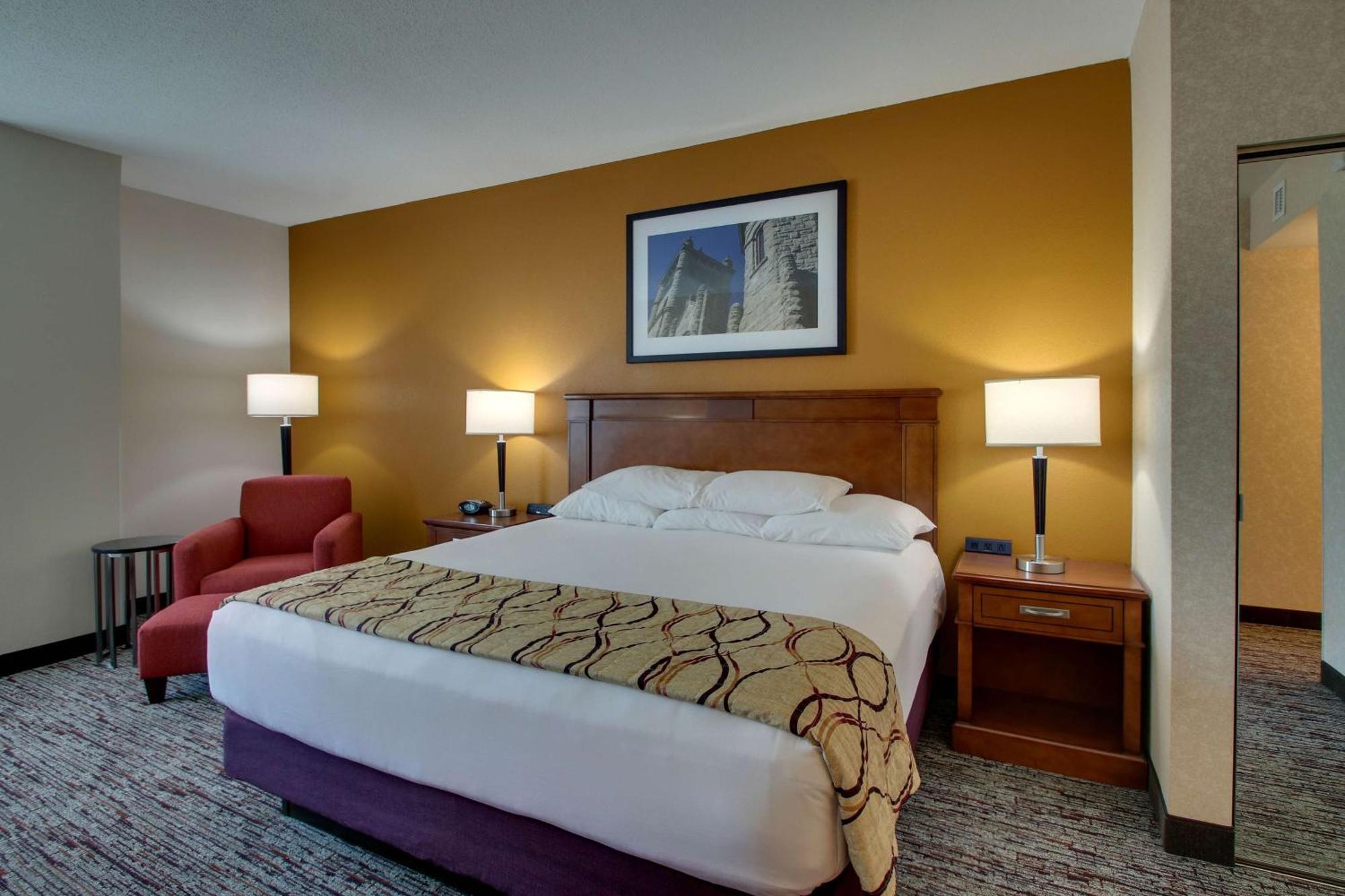 Drury Inn & Suites フィンレー エクステリア 写真