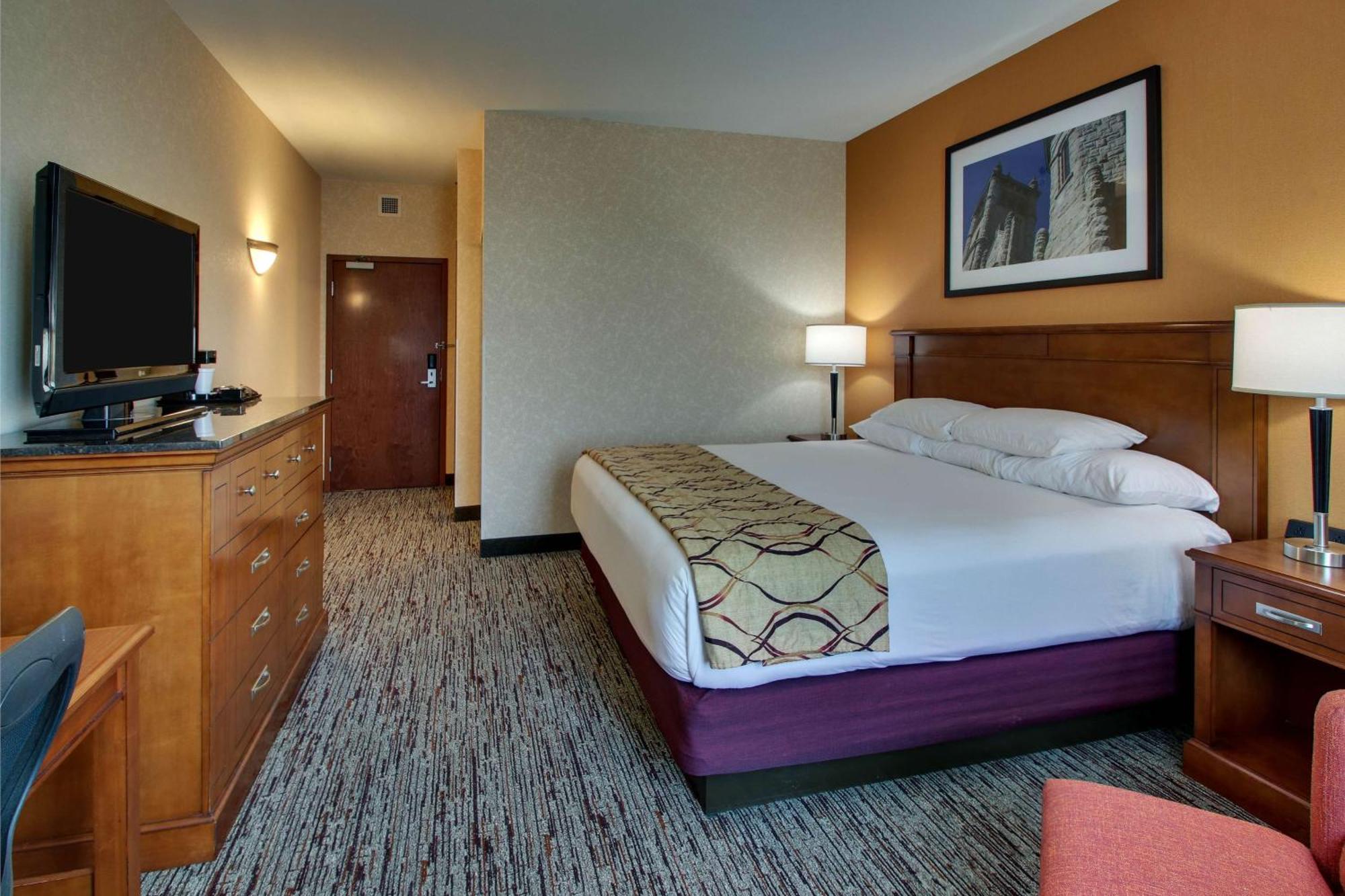 Drury Inn & Suites フィンレー エクステリア 写真